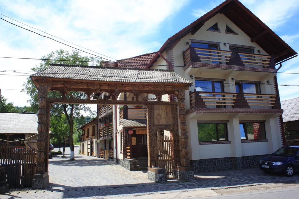 Pensiunea Lacramioara Săcel Exteriér fotografie